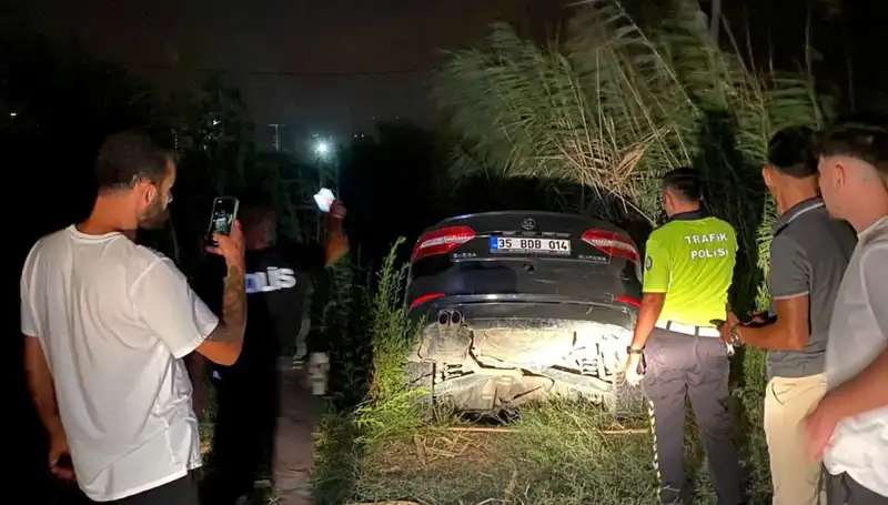 Dur İhtarı İhlal Edildi: Kaçan Trafik Magandası Dere Yatağına Düştü!