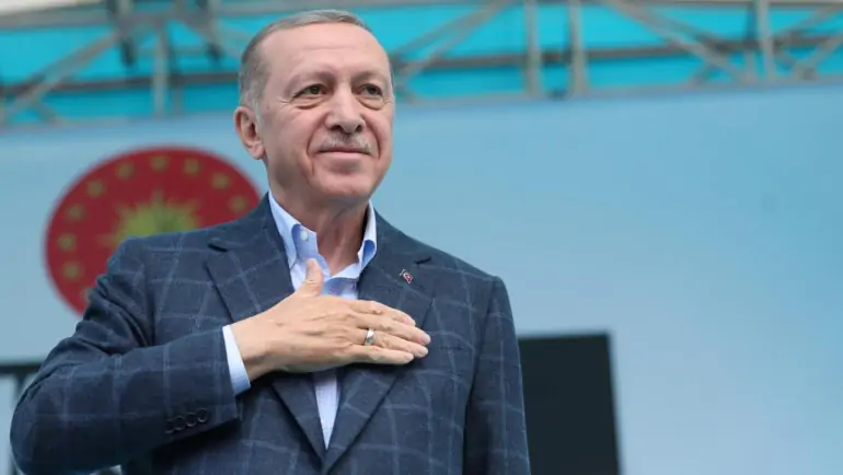 DEMOKRASİ ŞÖLENİ Sonuçlandı! Recep Tayyip Erdoğan Cumhurbaşkanı Seçimlerini Kazandı!