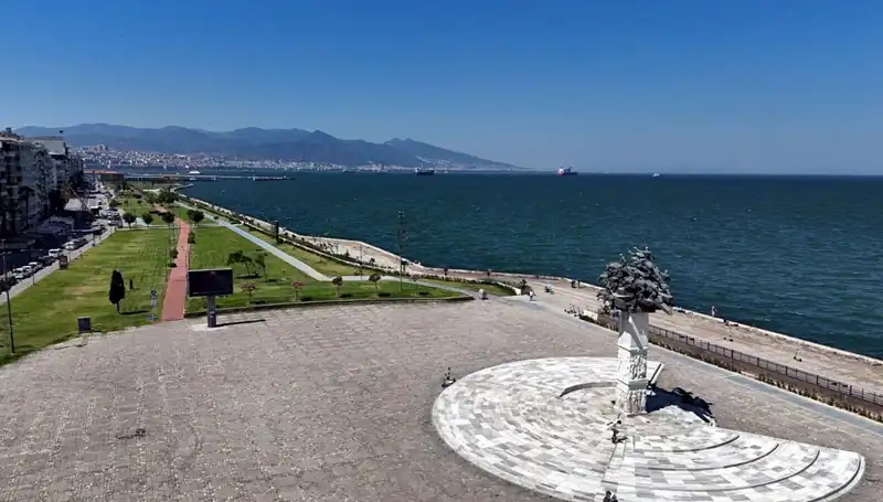 Sıcak Hava Dalgası Şehirleri Vurdu: Yollar Neden Boş Kaldı?