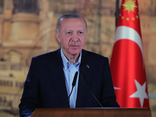 Erdoğan Emeklilere Müjdeyi Verdi: Emekli Maaşlarına Büyük Zam!