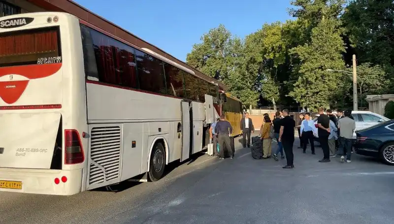 Şiraz'da Otobüs Devrildi: 21 Kurban ve Sarsıcı Detaylar