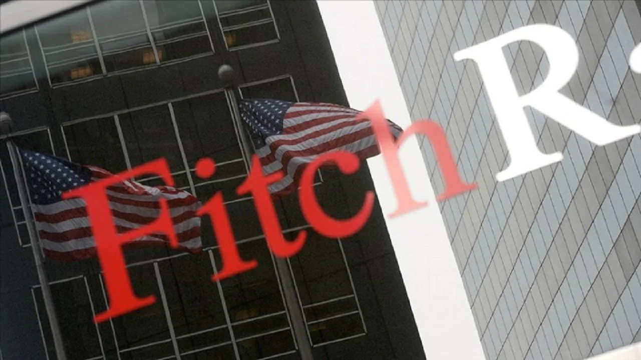 Fitch, İngiltere Ekonomisine Güvenmediğini Bir Kez Daha Teyit Etti!