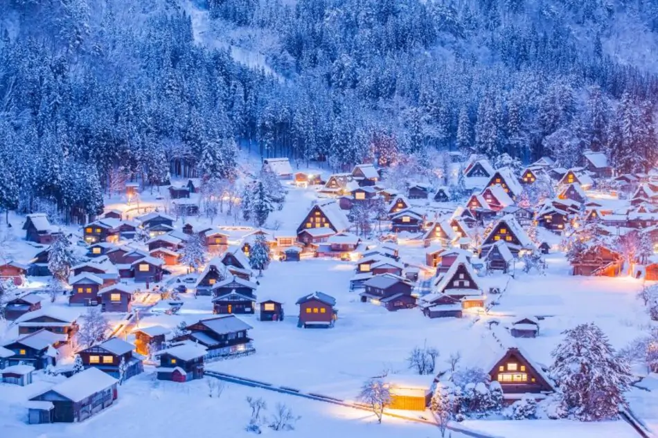 Japonya'nın İnsanı Kendine Hayran Bırakan Köyü: Shirakawago