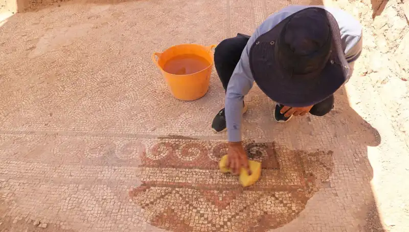 Mardin'de 1.500 Yıllık Mozaik Keşfi: Tarihin Derinliklerine Yolculuk