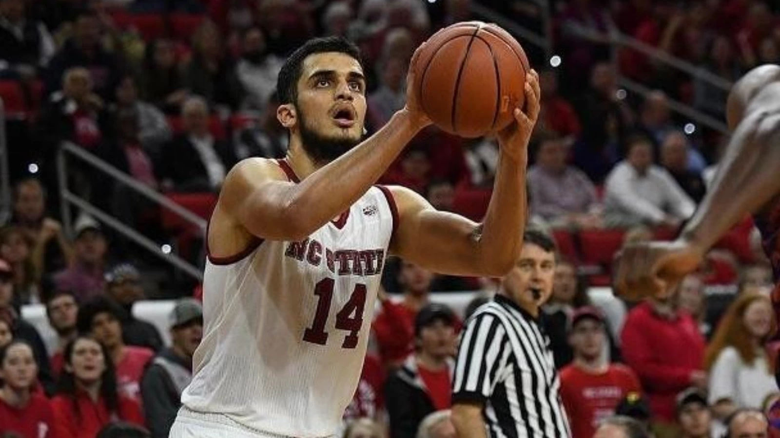 NBA'de Ömer Faruk Yurtseven "Double-Double" Yaptı!