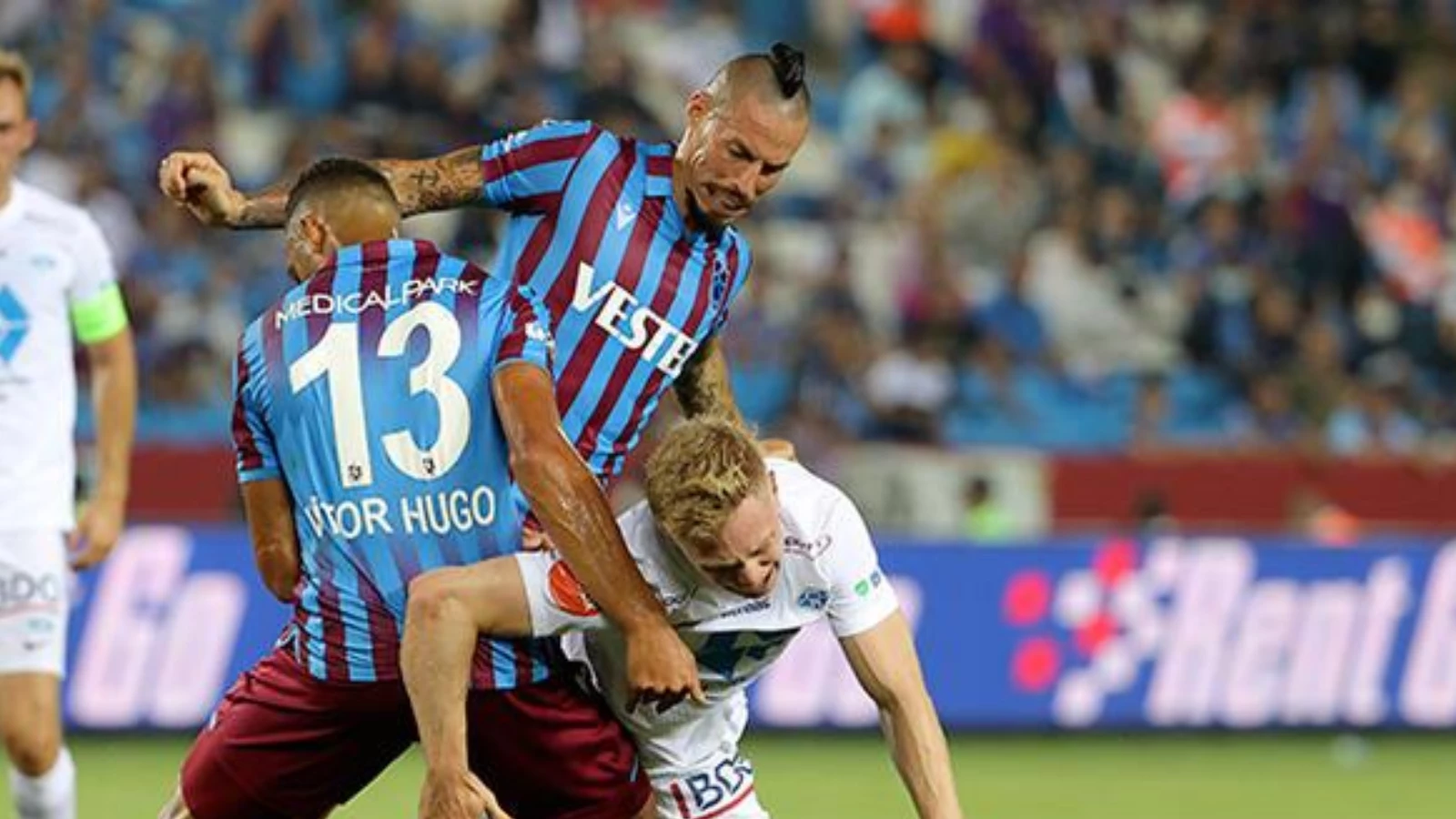 Trabzonspor'un Stoper Listesi Belli Oldu!