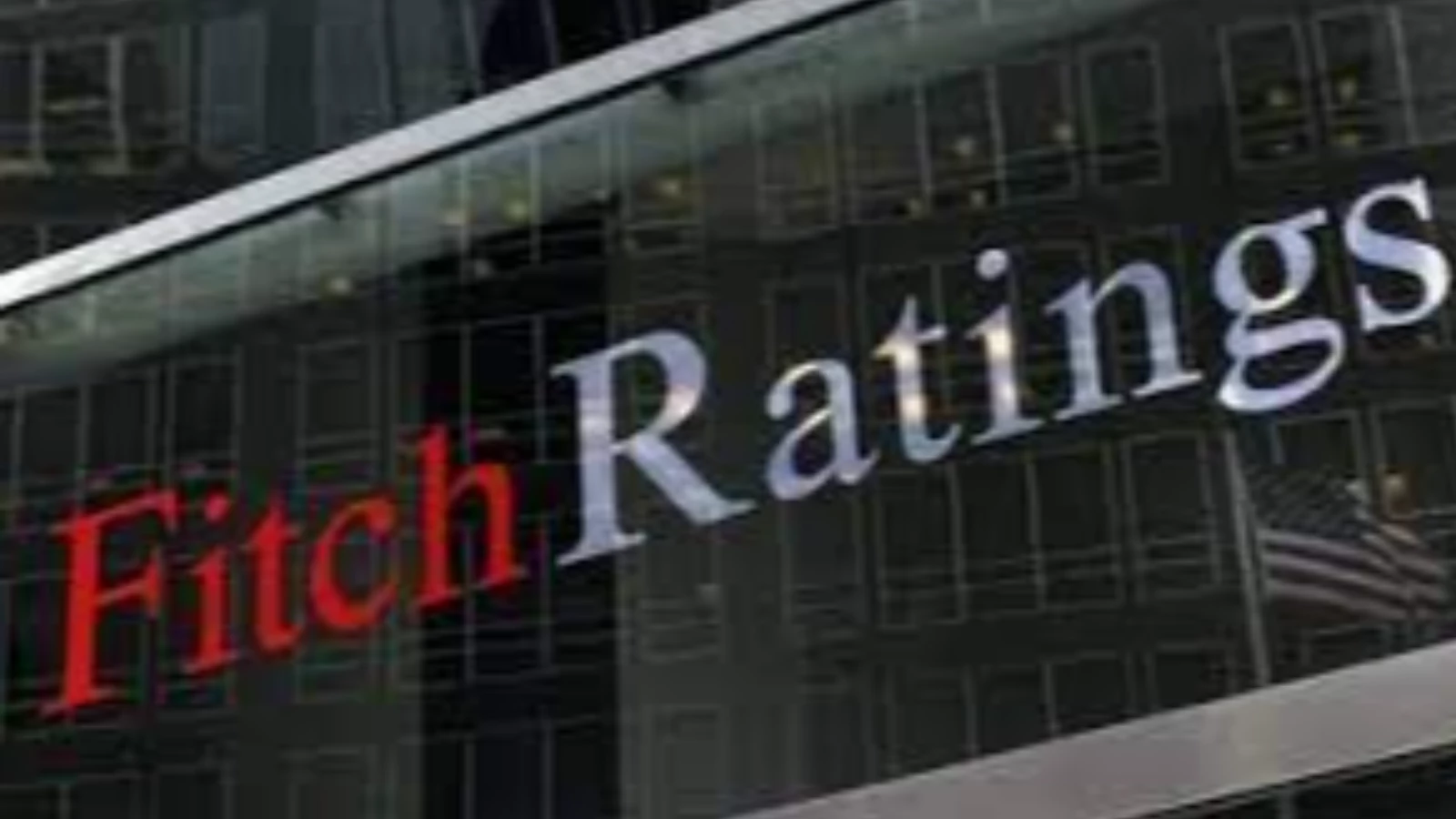 Fitch: 2022’de Çin’de Büyüme Duracak