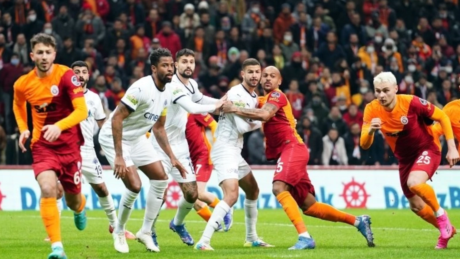 Spor Yazarları Galatasaray - Kasımpaşa Maçını Değerlendirdi