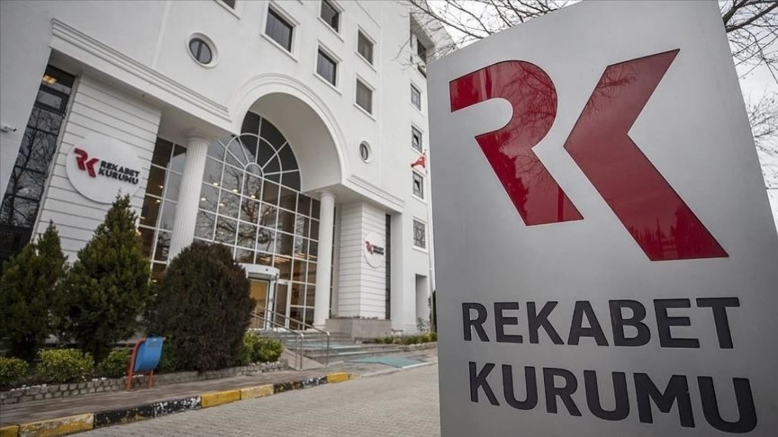 Rekabet Kurumu'ndan Toplamda 4.4 Milyar Liralık Ceza