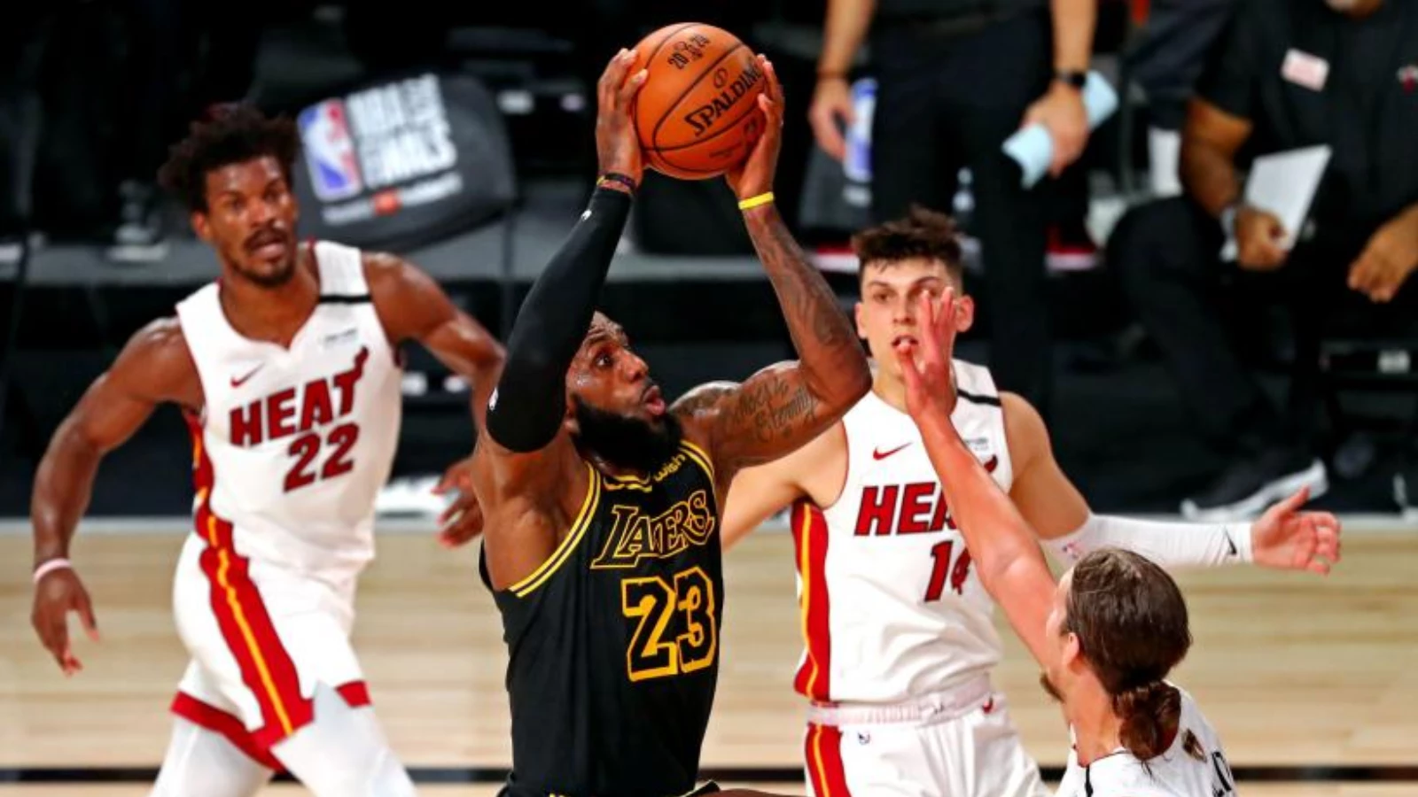 Miami Heat Los Angeles Lakers : 113-107 (Maç Sonucu)