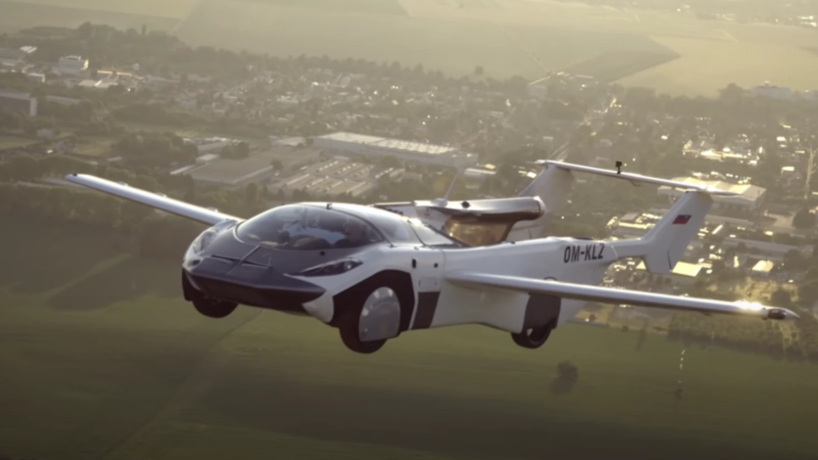 Uçan Araba: AirCar Uçuş Sertifikası Aldı