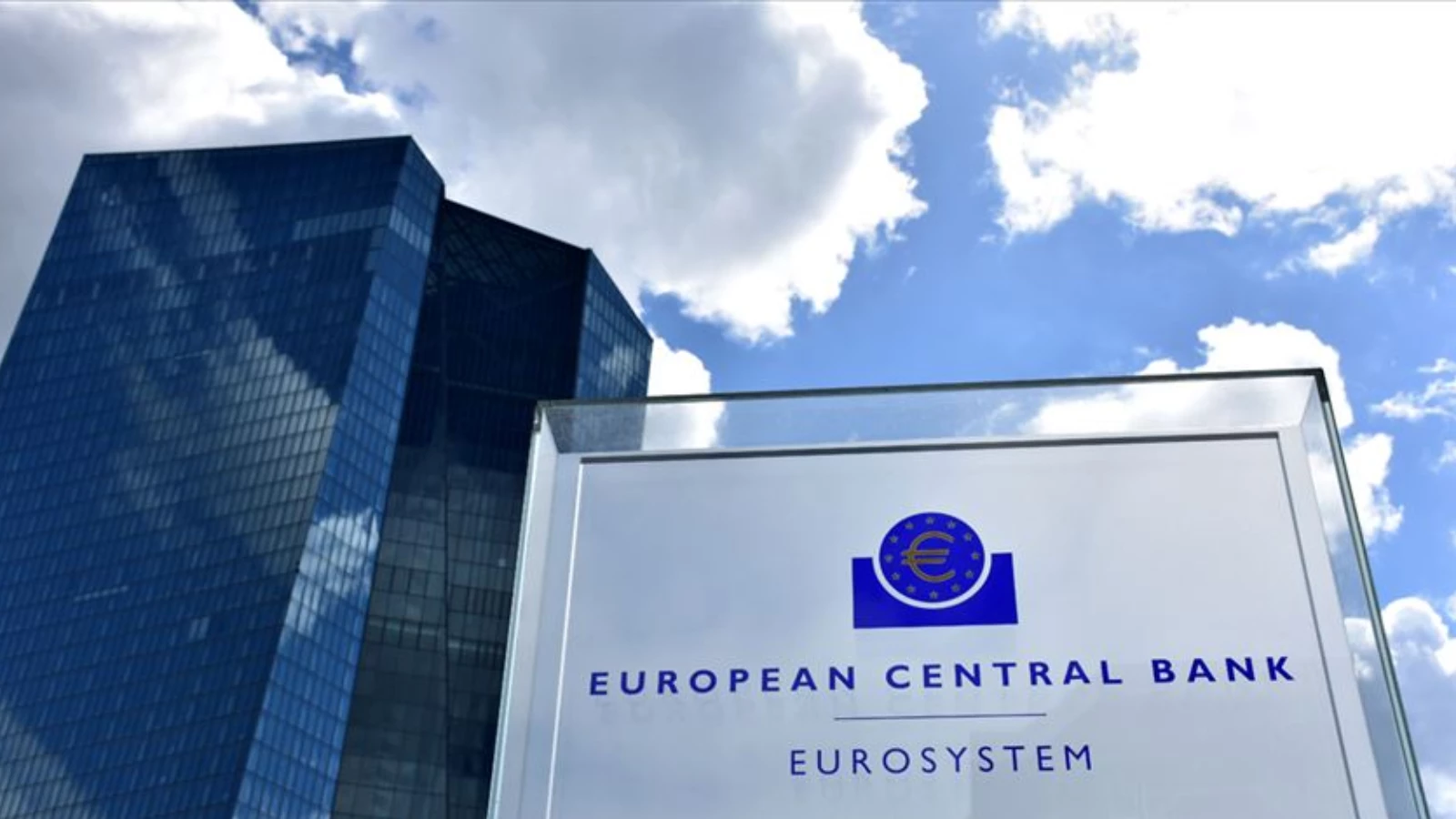 ECB'de Şahin Sesleri Yüsekliyor