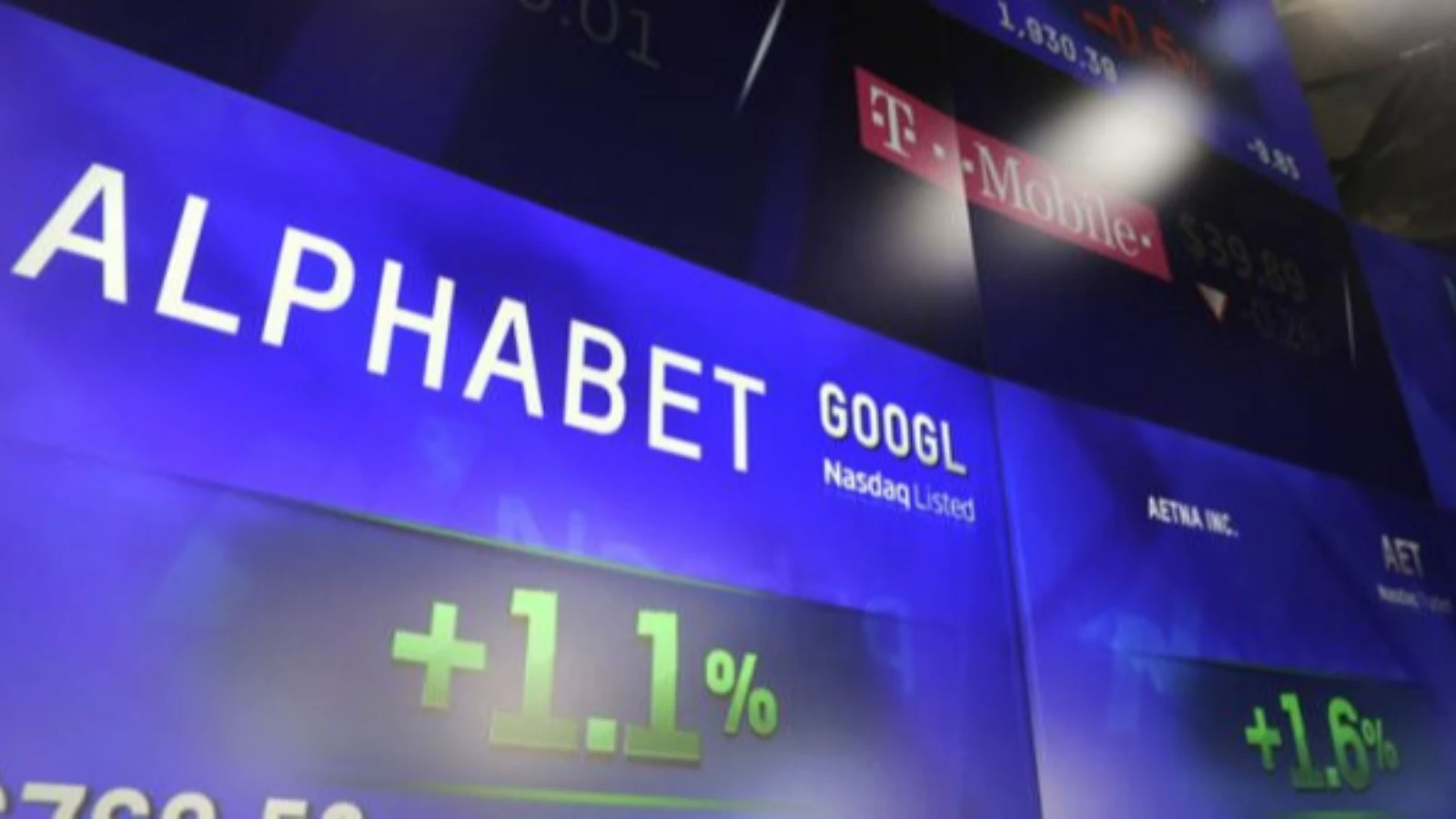 Alphabet'in geliri dördüncü çeyrekte yüzde 32 arttı