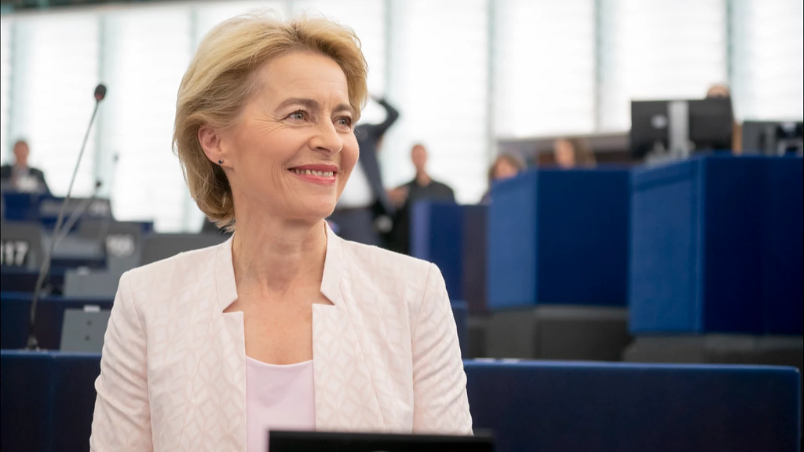 Von der Leyen: "Kuzey Akım 2 de Rusya’ya karşı yaptırım listesinde"