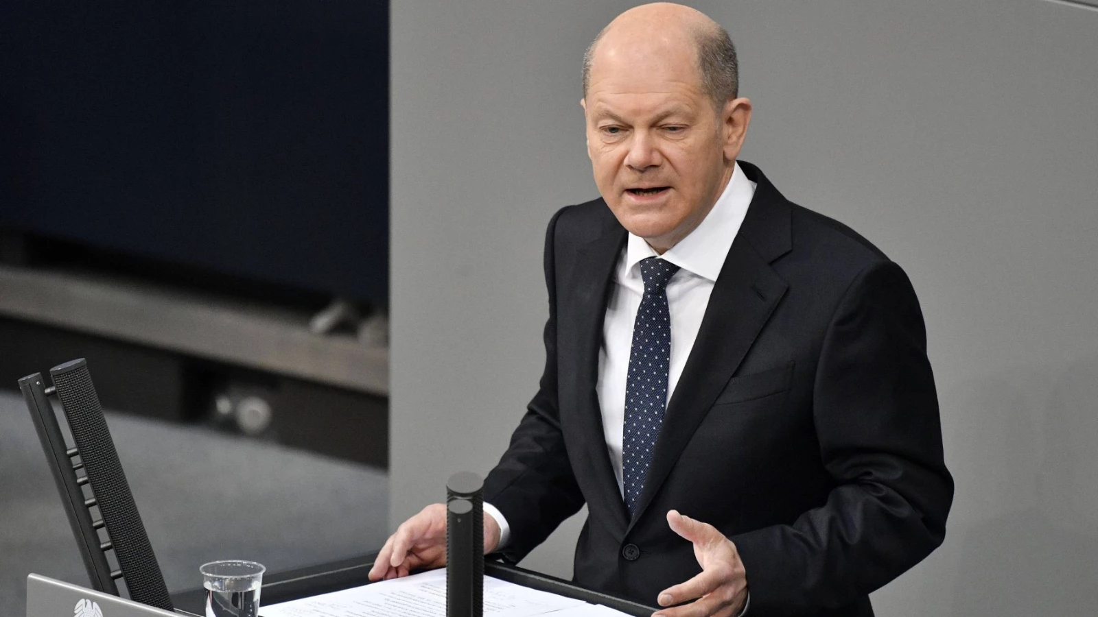 Scholz: Rusya'nın Ukrayna'ya saldırmasının bedeli çok ağır olacaktır