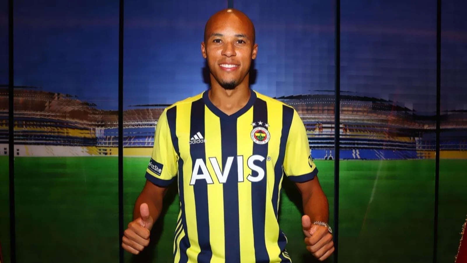 Marcel Tisserand'ın Üzeri Çizildi