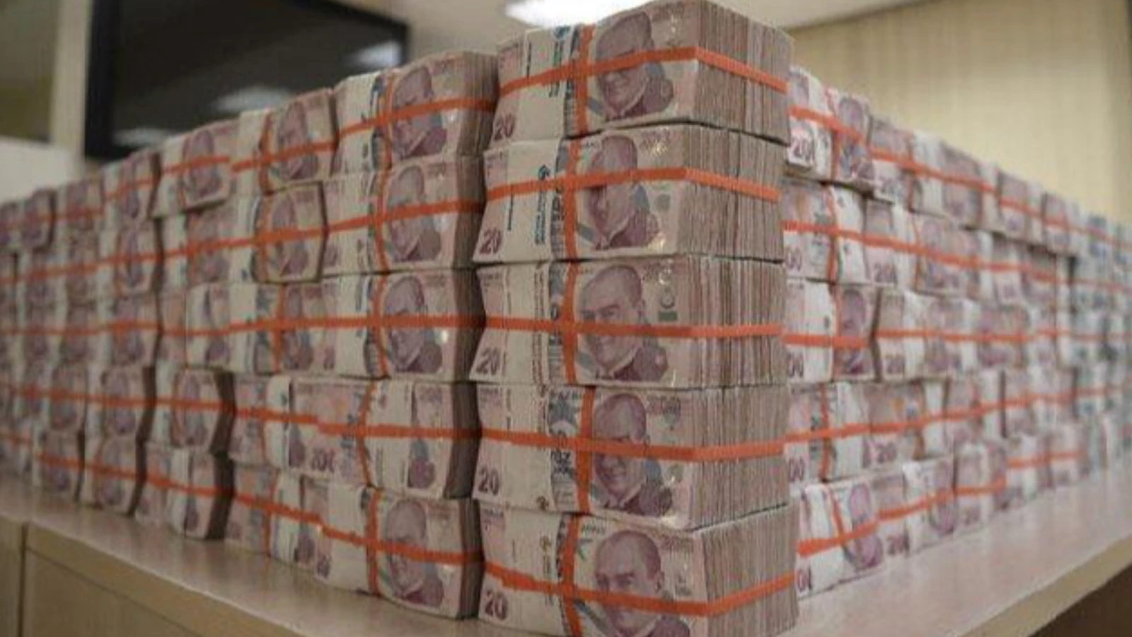 Kur korumalı hesaplarda 60 günde 452 milyar lira birikti