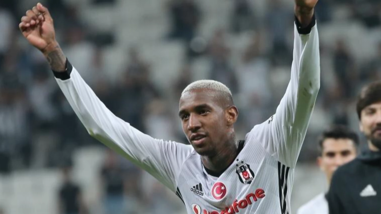 Talisca yuvaya geri dönecek mi