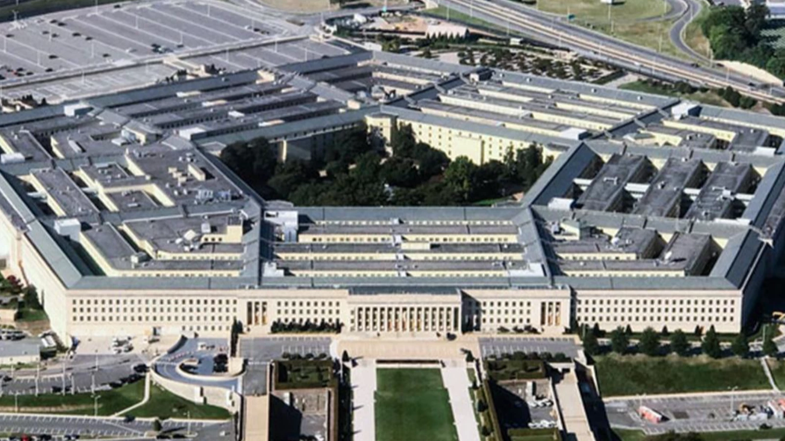 Pentagon: Rusya'nın Ukrayna'da hava üstünlüğü yok