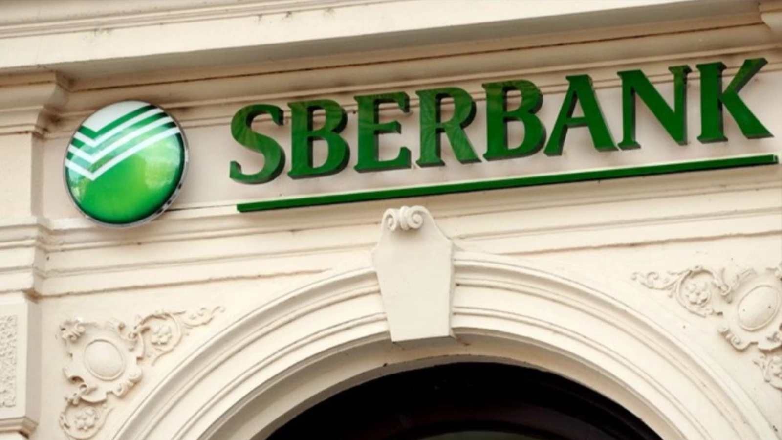 Sberbank hisseleri yüzde 70e yakın düştü