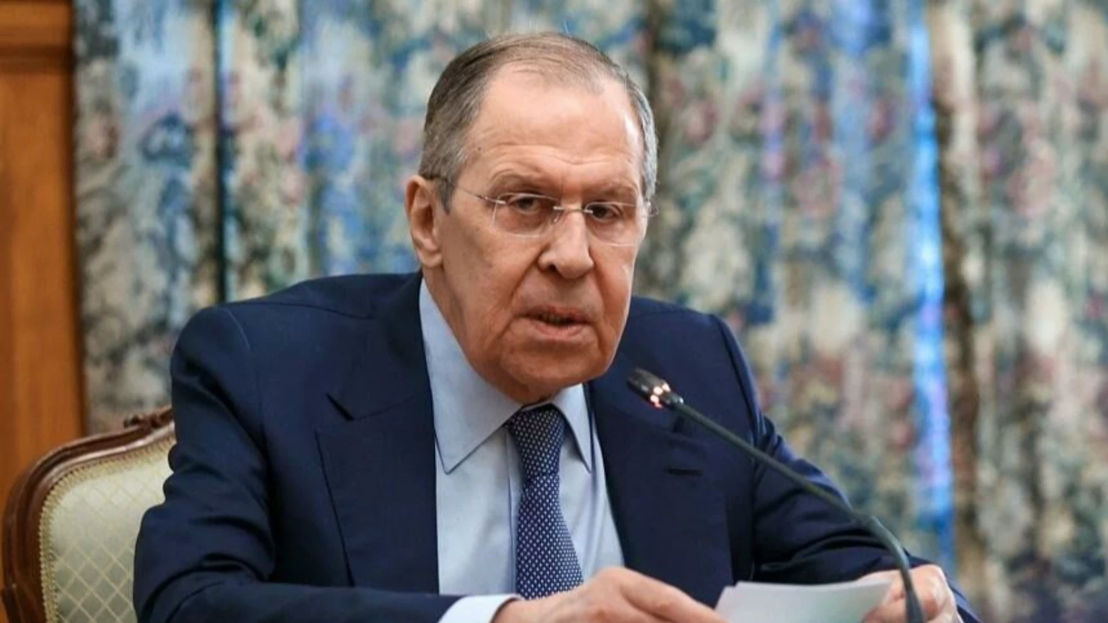 Lavrov: Batı, eski SSCB ülkelerinin topraklarında askeri tesisler kurmaktan vazgeçmeli