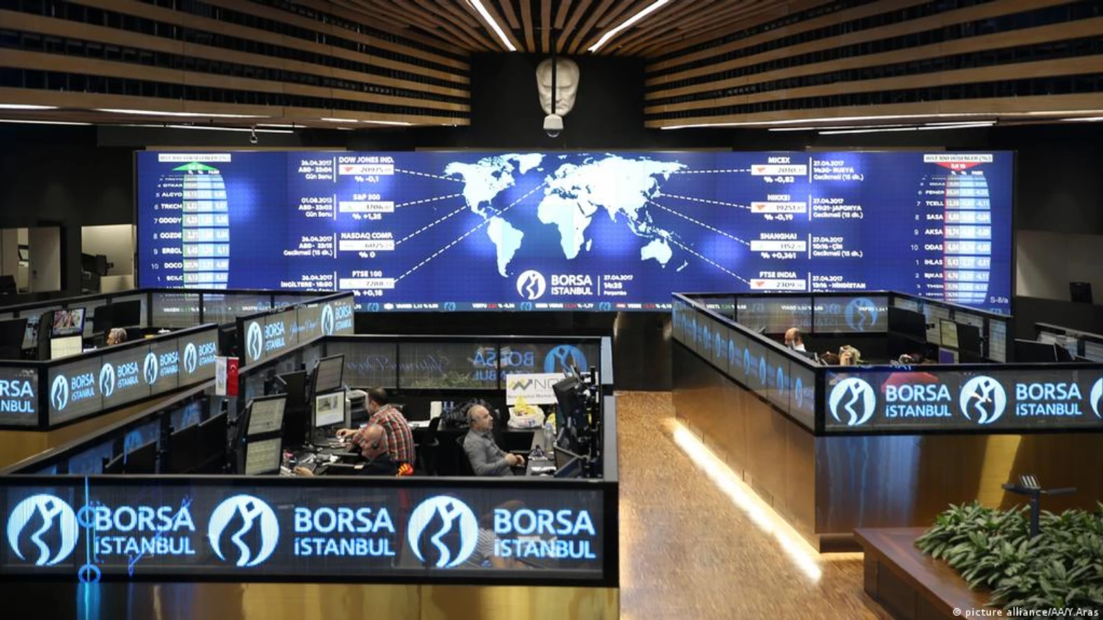 Borsa haftaya düşüşle başladı