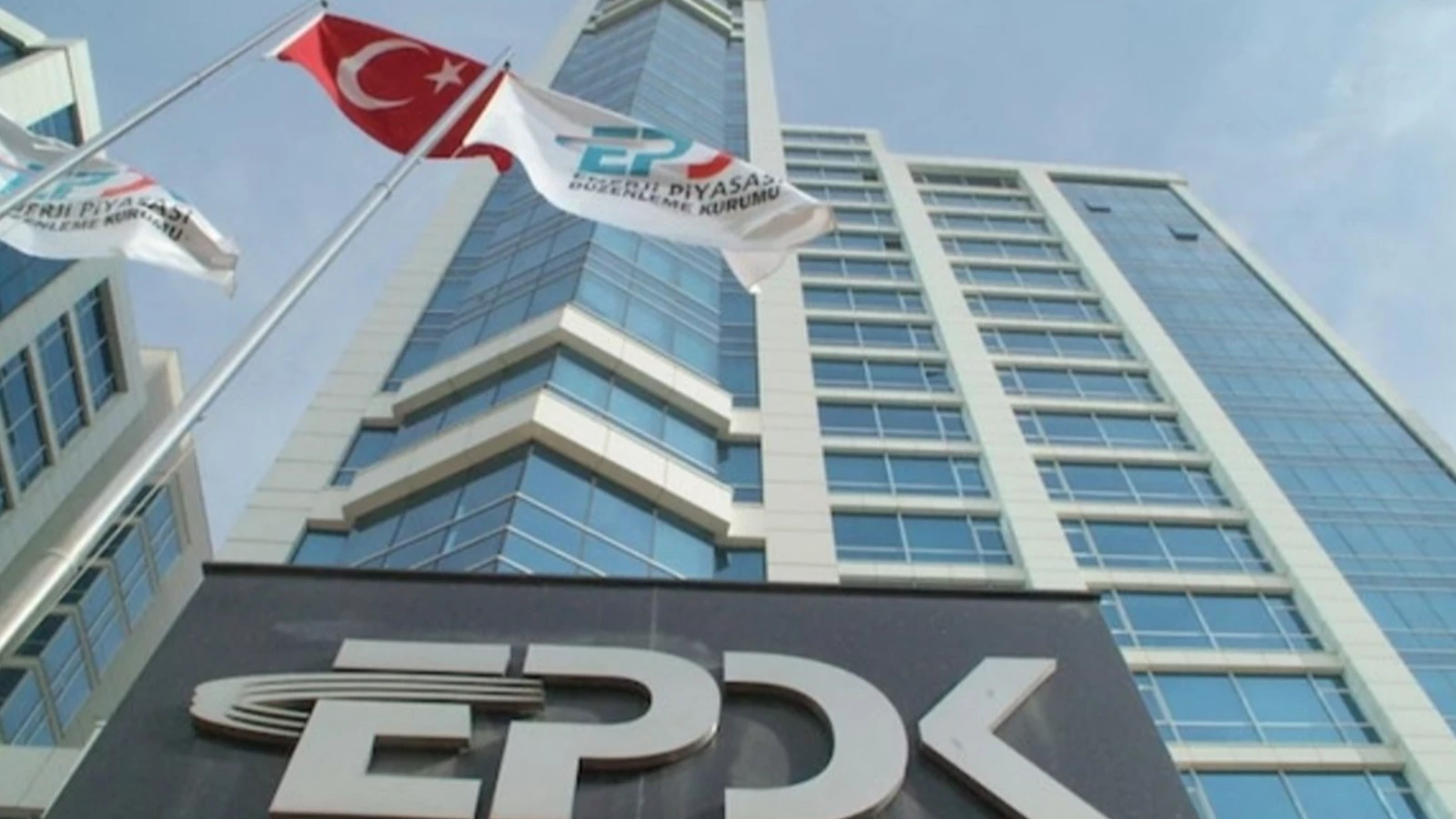 EPDK'den zorunlu petrol stokuna ilişkin açıklama