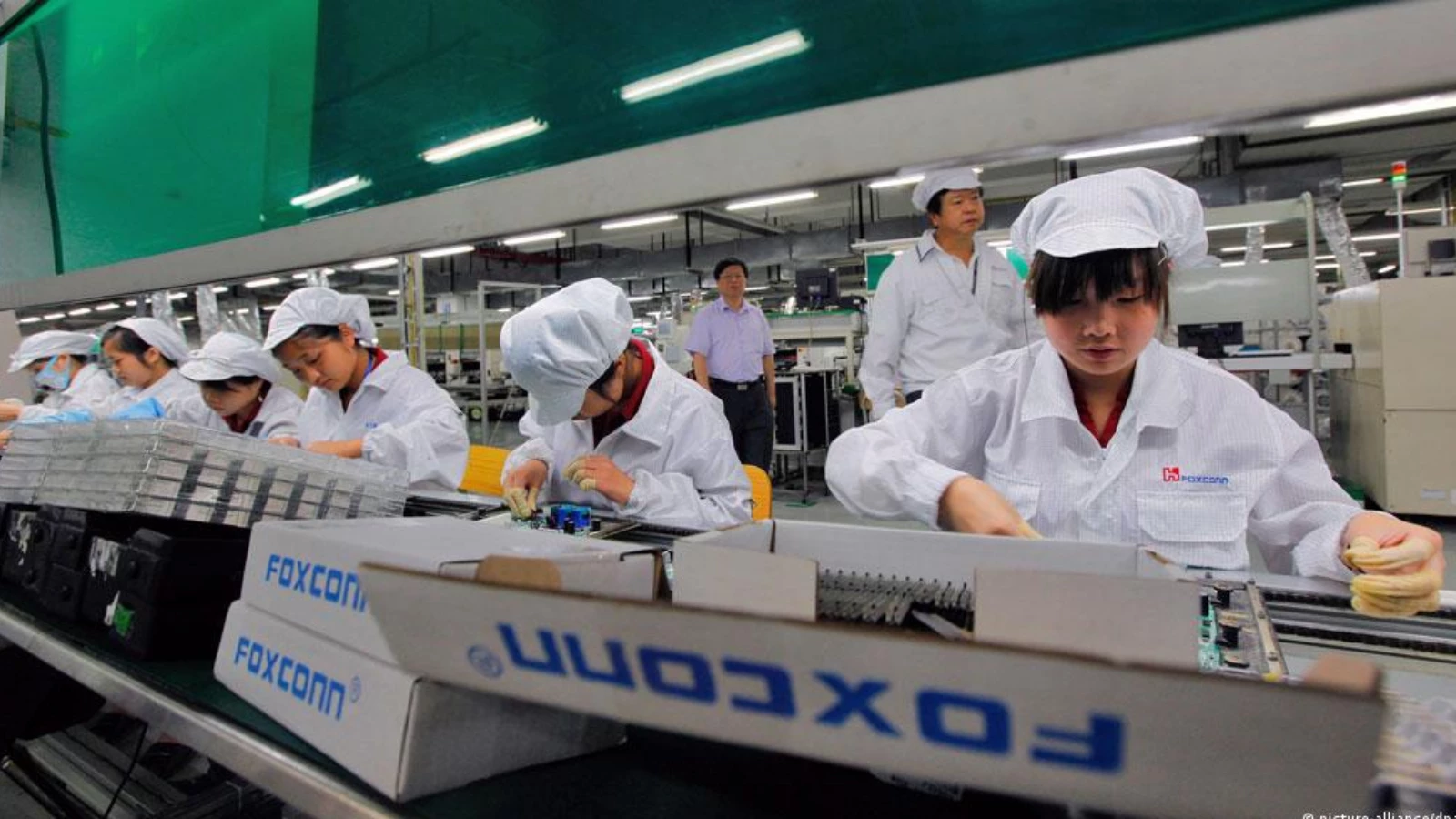 Apple tedarikçisi Foxconn, Suudi Arabistan'a fabrika inşa ediyor