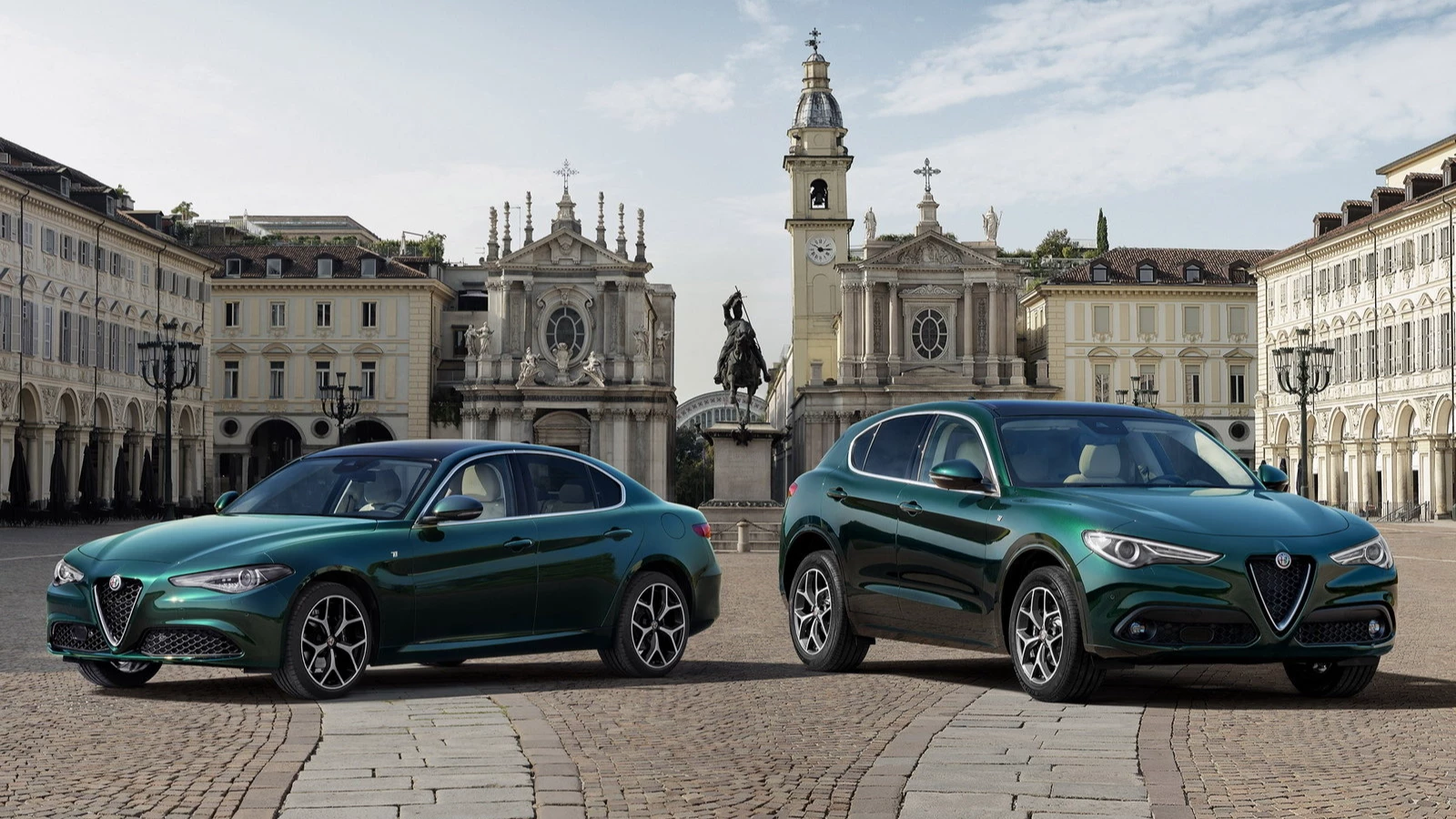 Alfa Romeo Giulia vs Stelvio | Alfa'lar Kapışıyor