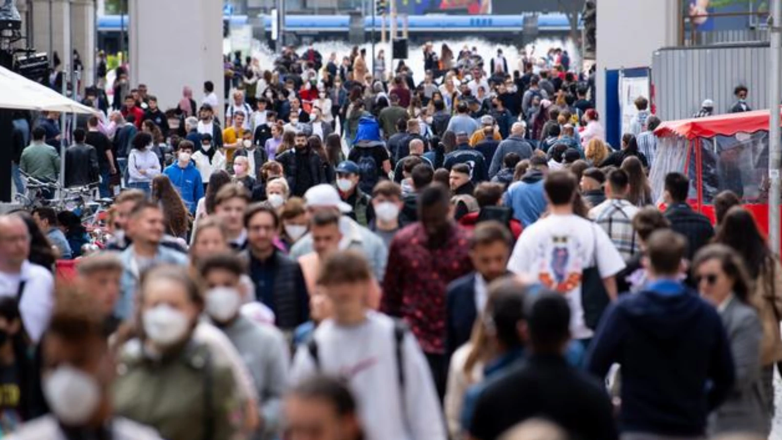 Türkiye'de vaka sayıları azalmaya devam ediyor