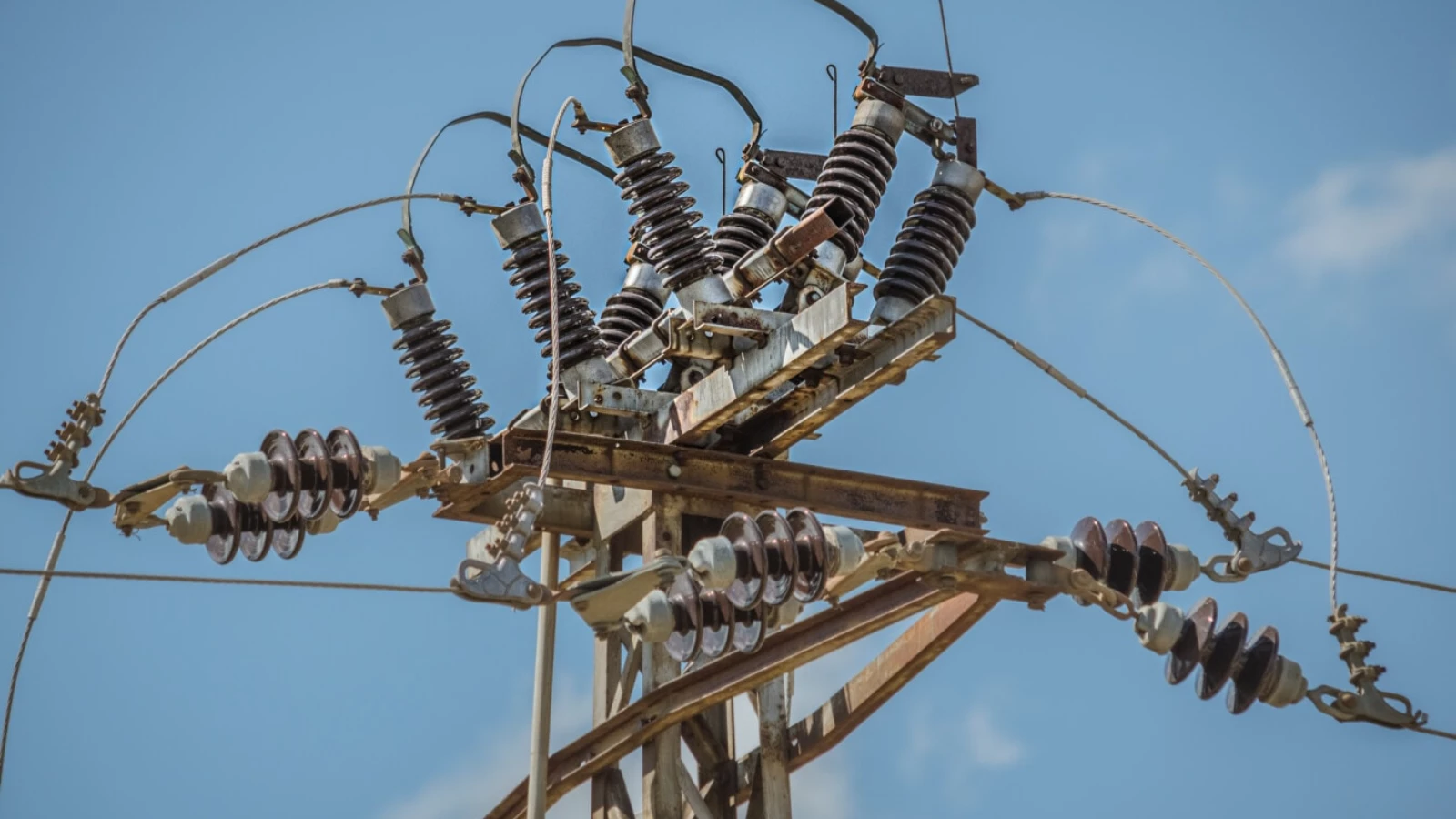 Elektrik üretimi ve tüketiminde günlük 35 megavatsaat fark