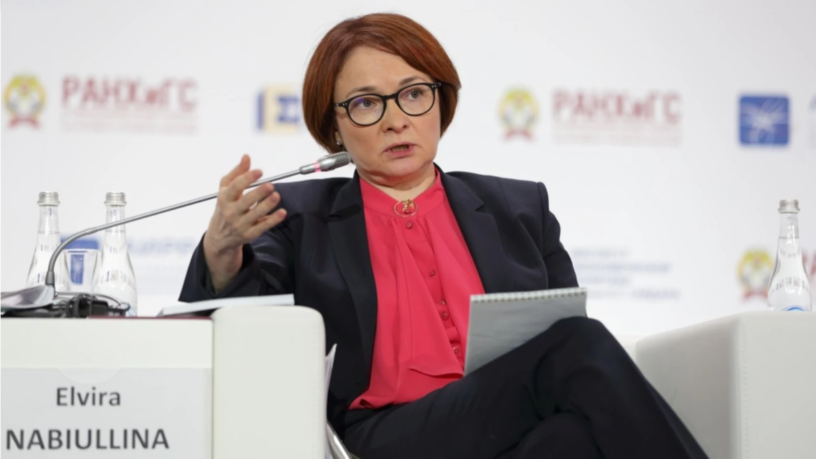 Nabiullina: Hiçbir temerrüt bizi tehdit etmiyor