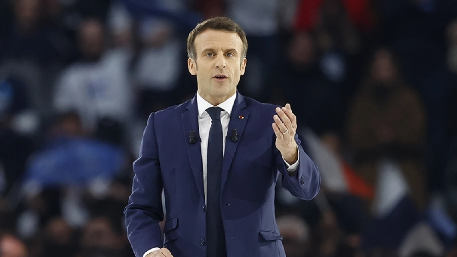 Fransa'da Macron yeniden zirvede!