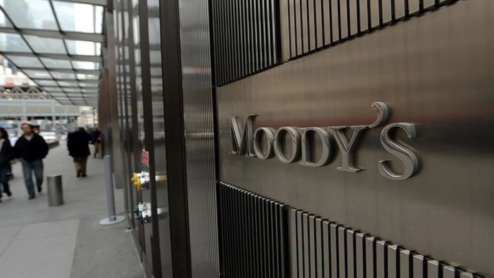 Moody's: Küresel enflasyonun bu yıl yüksek kalacak