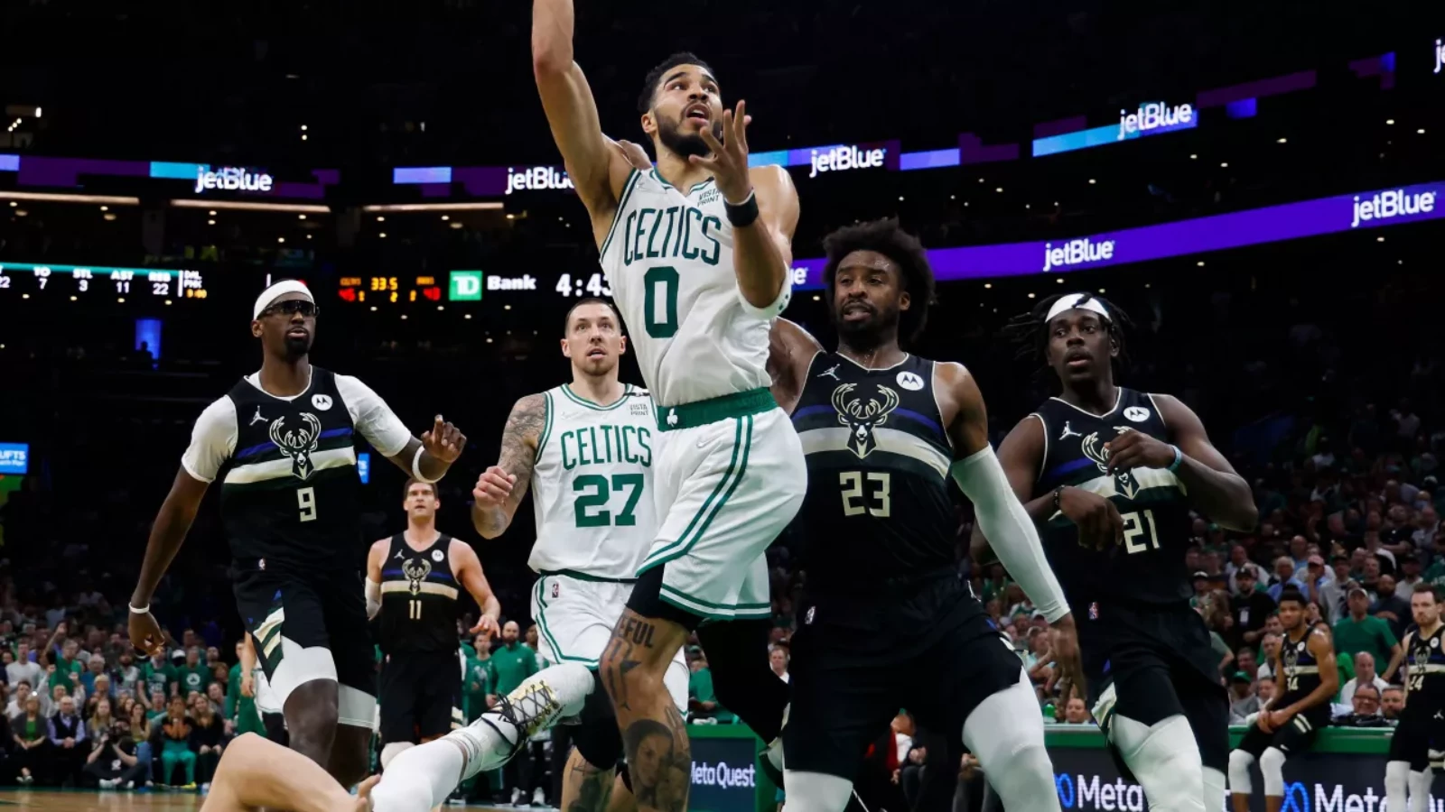 Celtics ve Mavericks NBA Finallerinde!