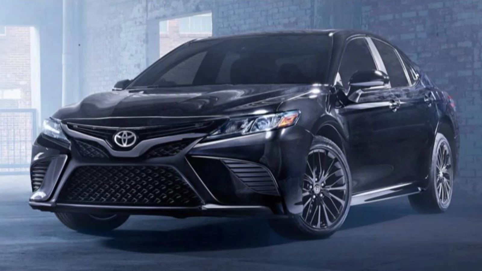 40. Yıl Özel 2023 Toyota Camry NSE Tanıtımı Yapıldı