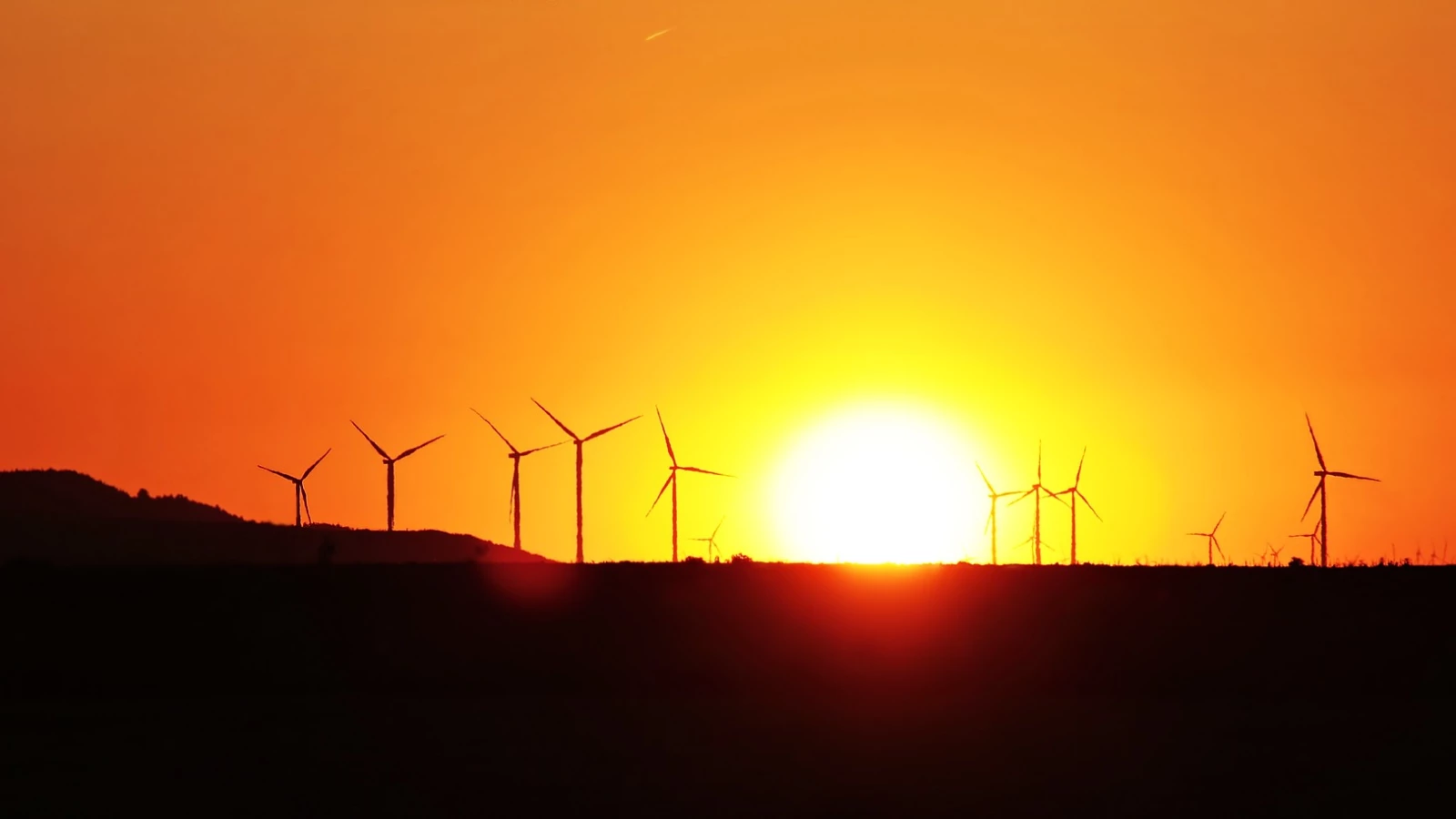 Çin yenilenebilir enerjide hızla büyüyor