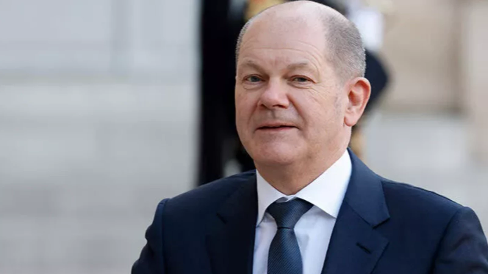 Scholz: "AB'ye katılım müzakereleri en kısa sürede başlamalı"