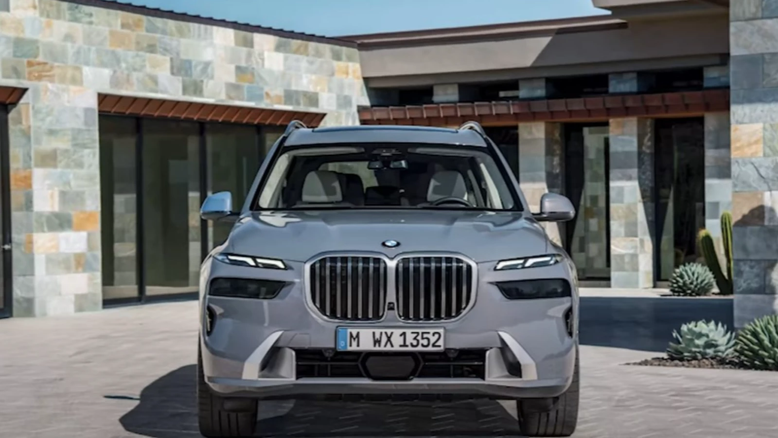 Elektrikli Makam Otomobili: BMW i7 ve BMW M4 CSL - Doğan Kabak