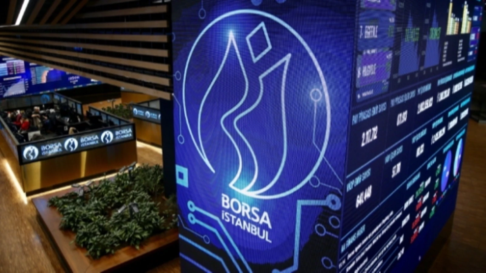 Borsa İstanbul günü rekorla tamamladı