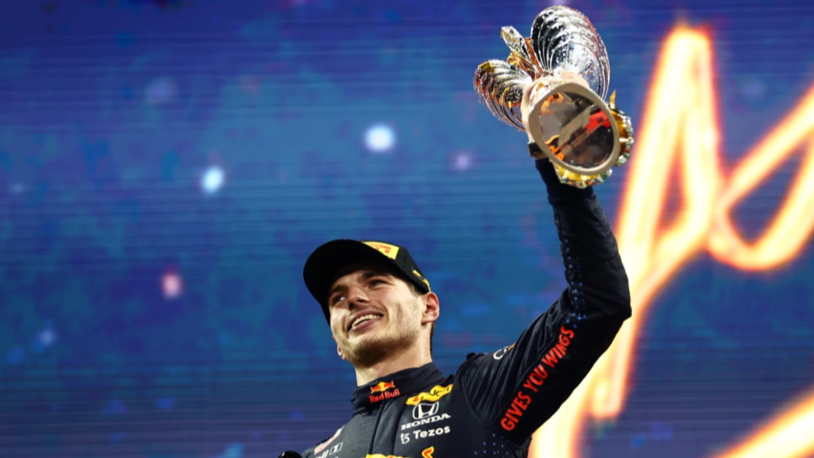 F1 Azerbaycan Grand Prix'sinin Kazananı: Verstappen