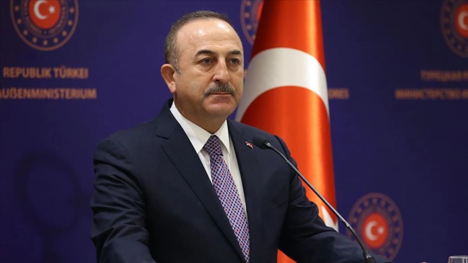 Çavuşoğlu'ndan, KKTC Dışişleri Bakanı'yla görüşme