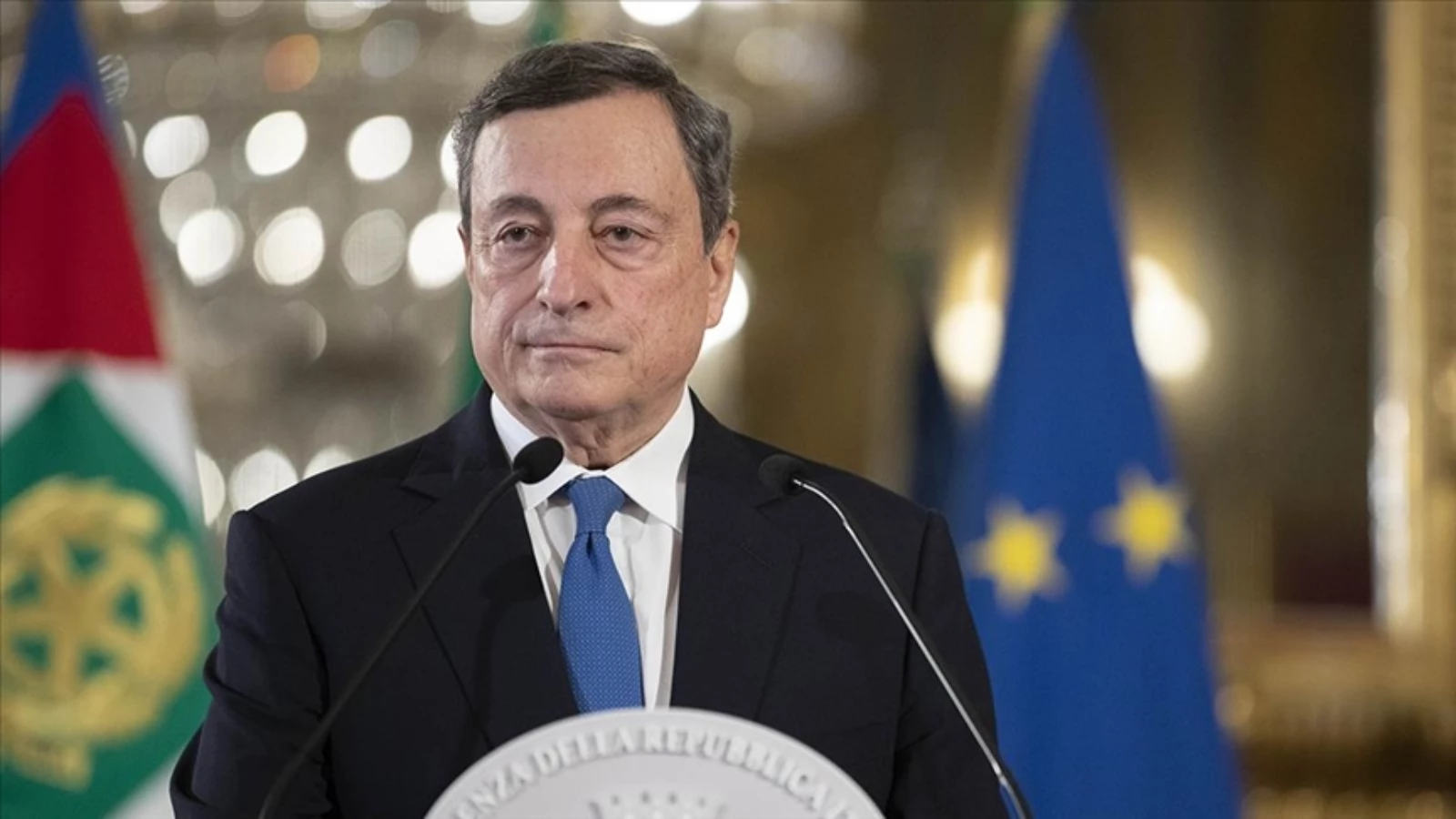 Draghi: ECB, Fed'den daha yavaş faiz artıracak