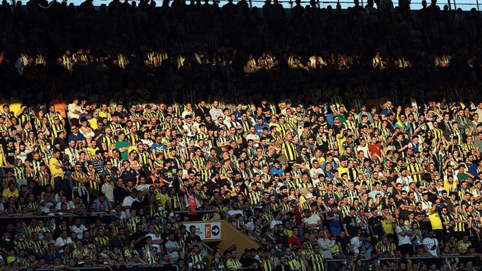 Fenerbahçe'de Kombine Biletler Tükendi