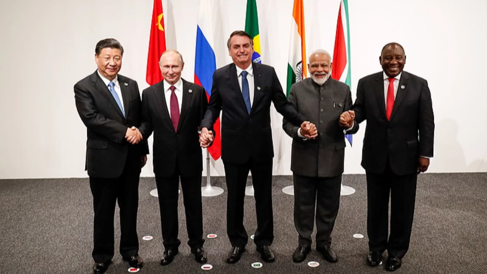 BRICS grubu dolara bağımlılığı azaltmayı planlıyor