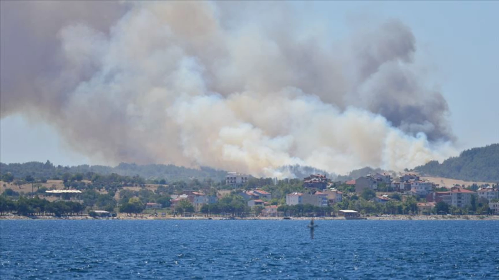 Çanakkale’de orman yangını çıktı