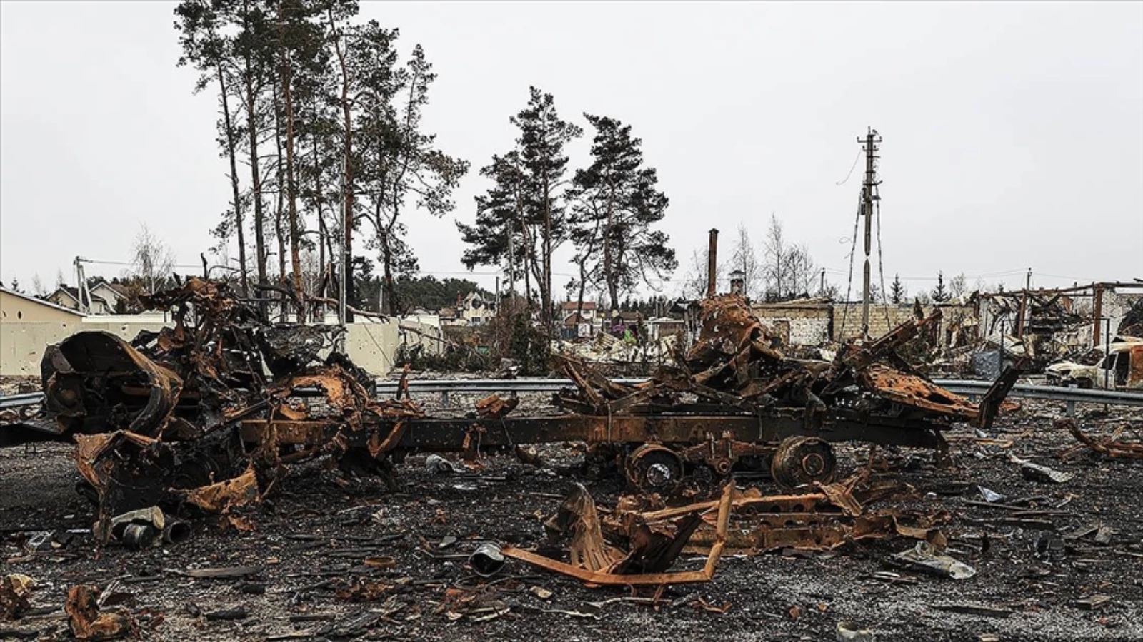 Rusya, Ukrayna'ya karşı hava saldırılarını devam ettiriyor