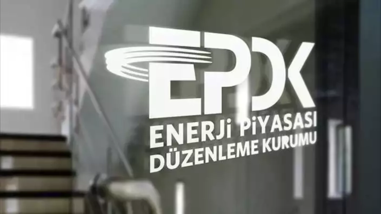 Elektrik Zammı Rafa Kaldırıldı!