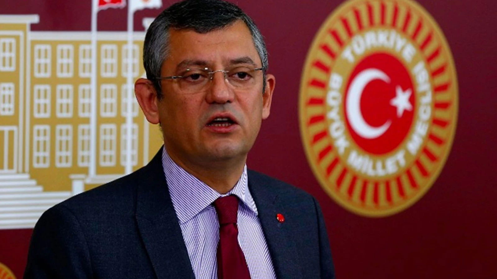 Özgür Özel : TÜİK Herkesin Cebindeki Parayı Çalıyor