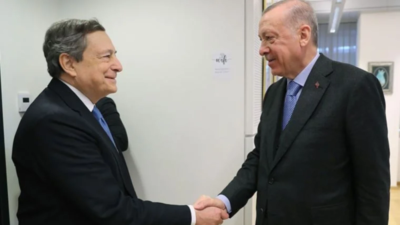 Erdoğan, Draghi'yi Resmi Törenle Karşılandı